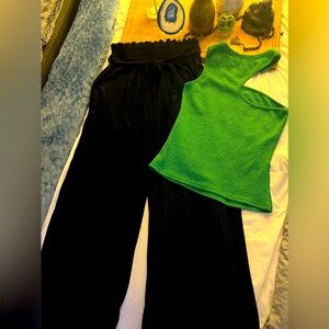 Awesome set! 2 great tops/ 1 pair of wide legged flowing pants